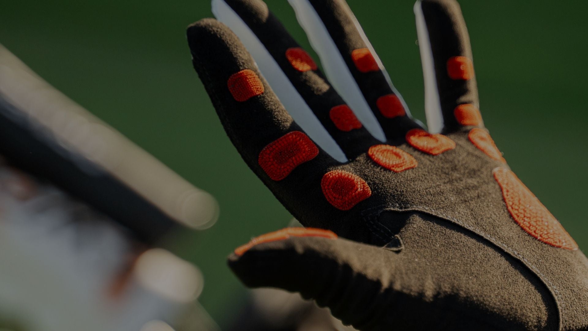 EXO_Golf_Glove - Palm_ facing up with red nanocells - black overlay